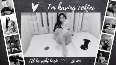 Snapshot of karla_hernandez chatting on 10.16.25 Karla online show from 10.16.25