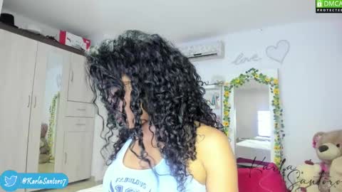 Snapshot of karla_santoro chatting on 02.26.25 Karla Santoro online show from 02.26.25