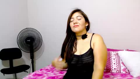 Snapshot of karla_sweet_18 chatting on 01.09.26 NEW online show from 01.09.26