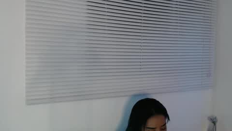 KARLA ARANGO online show from 10.22.25