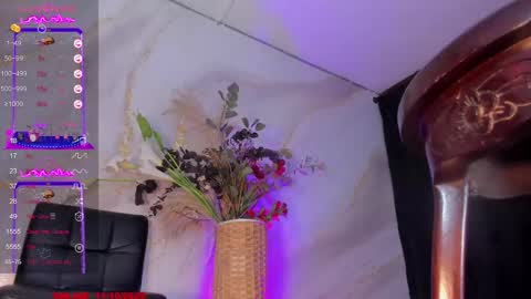 KARLA online show from 10.11.25