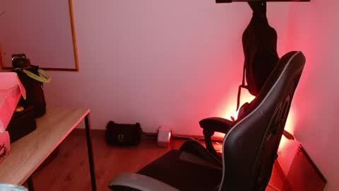 karlavittar online show from 02.03.25