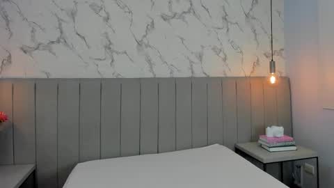 karlla_brown online show from 09.18.25