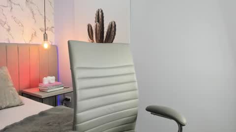 karlla_brown online show from 10.10.25