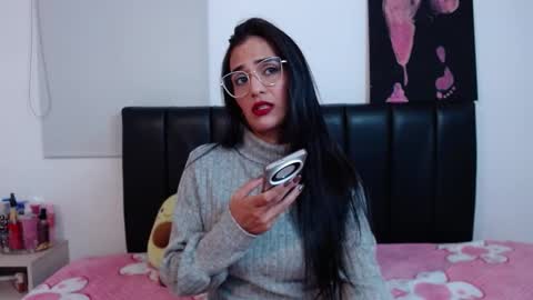 Snapshot of karlota_hank chatting on 03.17.26 Karlis online show from 03.17.26