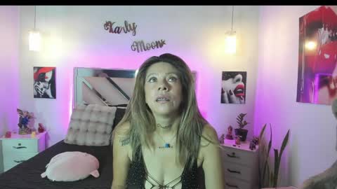 Snapshot of karly_moonn chatting on 04.19.26 Karly Moonns online show from 04.19.26