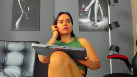   online show from 12.22.25