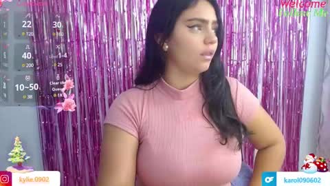 Snapshot of karol_09 chatting on 12.06.24 karol 09 online show from 12.06.24