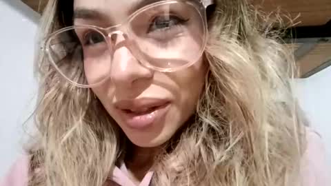 karol_goode online show from 12.31.24