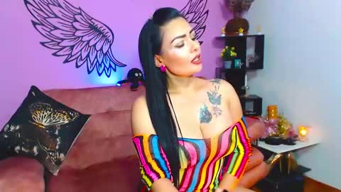 Snapshot of karol_kennedy chatting on 02.01.25 Karol Kenedy online show from 02.01.25