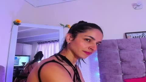 Karol online show from 11.14.25