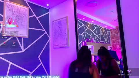 Snapshot of karol_scott1 chatting on 11.04.25 KAROL SCOTT online show from 11.04.25