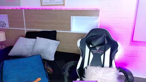 KAROL SCOTT online show from 05.22.26