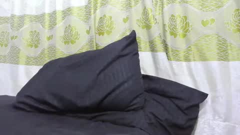 Snapshot of karoli_sanz chatting on 02.21.25 Karolinstagram.karoli sanz online show from 02.21.25