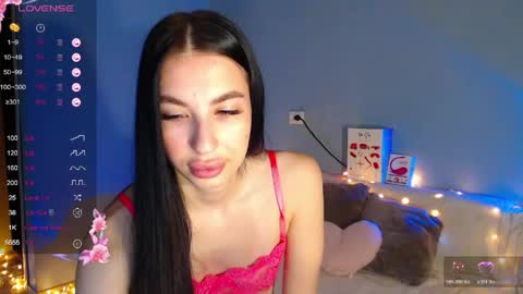 Kira online show from 04.17.26