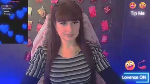 Caroline online show from 03.04.26