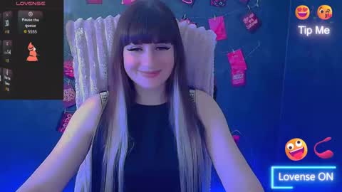 Caroline online show from 05.07.26