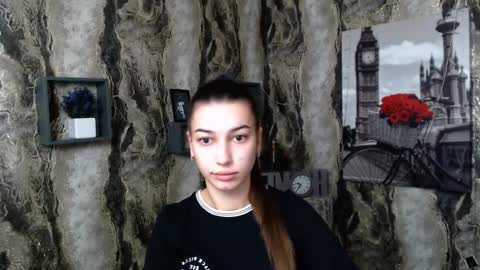 Karolina online show from 12.30.24