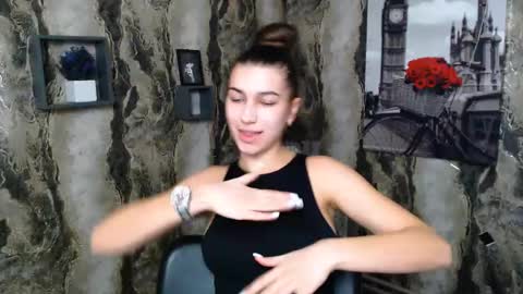 Karolina online show from 02.10.25