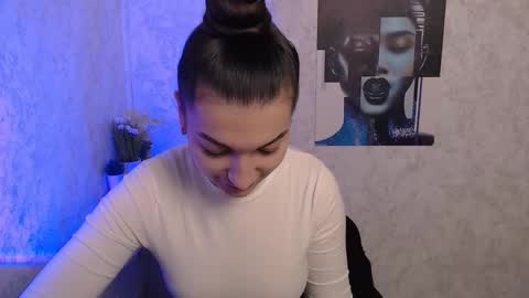 Karolina online show from 11.26.25