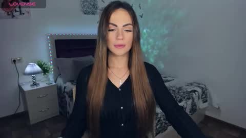 Karolina online show from 12.01.25