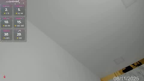 Karoline online show from 11.08.25