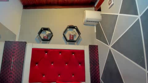 Karol online show from 11.17.25