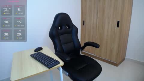 Snapshot of karoll_marquez chatting on 01.09.26 karol online show from 01.09.26