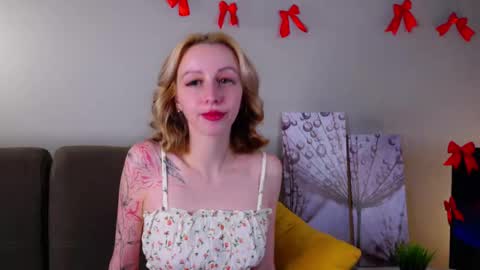 Snapshot of karonberkman chatting on 02.25.26 Angel online show from 02.25.26