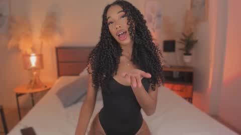 Kary Moon online show from 02.18.26