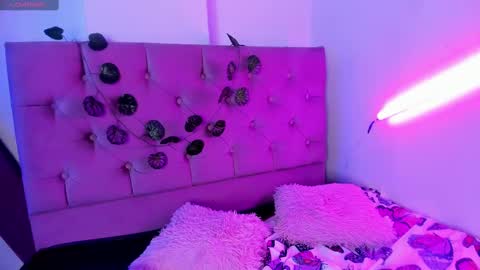 Karyy  online show from 12.19.24