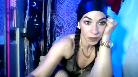 Snapshot of kash_kitty13 chatting on 05.10.26 kash_kitty13 online show from 05.10.26