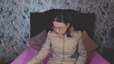 kassandra james online show from 01.09.26