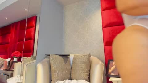 Kasandra Hall online show from 11.03.25