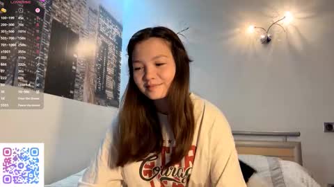 Kira online show from 09.22.25