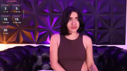 Snapshot of kassianoir_ chatting on 11.04.25 Kasi online show from 11.04.25