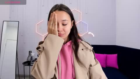 Snapshot of kat__cat chatting on 09.22.25 kat__cat online show from 09.22.25