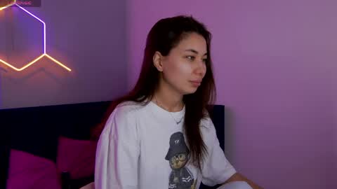 Snapshot of kat__cat chatting on 05.26.26 kat__cat online show from 05.26.26