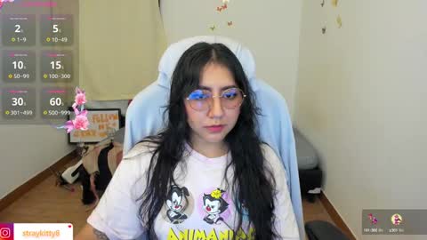 Snapshot of kat_ly_chan chatting on 10.10.25 Kat       online show from 10.10.25