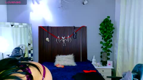 Snapshot of kataleya_29 chatting on 10.26.25 kate online show from 10.26.25