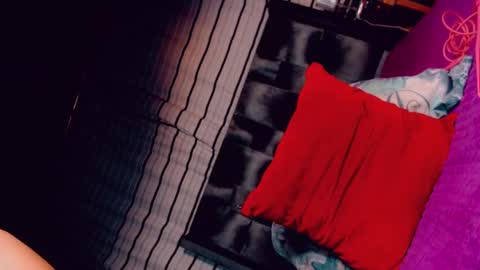 Snapshot of kataleya_bigcockx chatting on 02.15.25 KATALEYABIGCOCK online show from 02.15.25