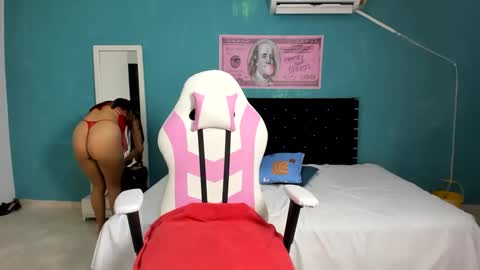 katalina_hot45 online show from 02.14.25