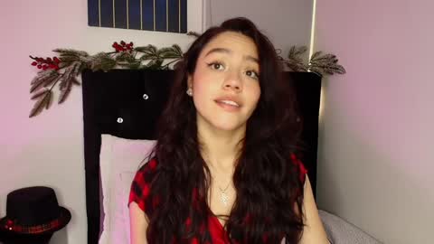 Snapshot of kate_crown chatting on 12.20.24 Kate Crown online show from 12.20.24