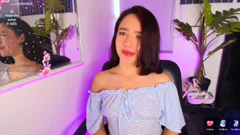 Snapshot of kate_crown chatting on 01.25.25 Kate Crown online show from 01.25.25