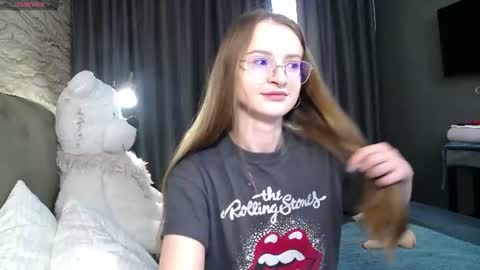 Snapshot of kate_jonson chatting on 07.03.26 .Be kind and gentle with me and I will do my best for you. online show from 07.03.26