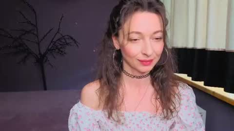 Snapshot of kate_millersi chatting on 06.26.26 Kare online show from 06.26.26