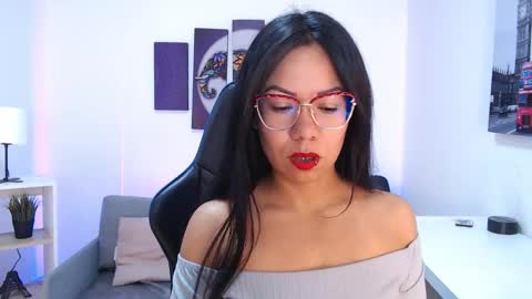 Kate  online show from 11.15.25