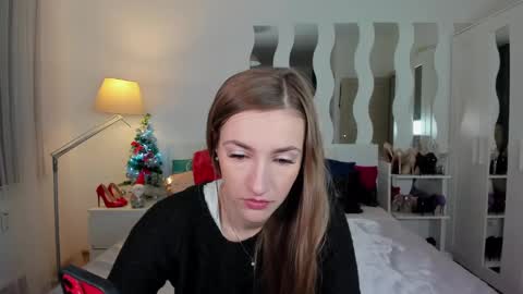 Snapshot of kate_redgar chatting on 01.03.25 kate_redgar online show from 01.03.25