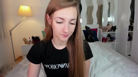 Snapshot of kate_redgar chatting on 02.01.25 kate_redgar online show from 02.01.25