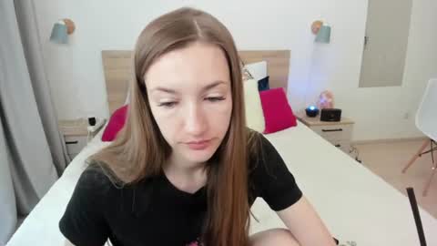 kate_redgar online show from 06.09.26